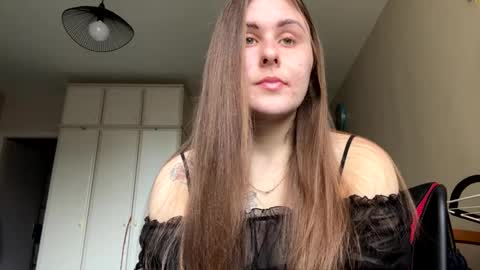 emma_just online show from 12, 3, 2025