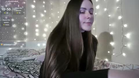 Snapshot of emma_just chatting on 14, 1, 2026 emma_just online show from 14, 1, 2026