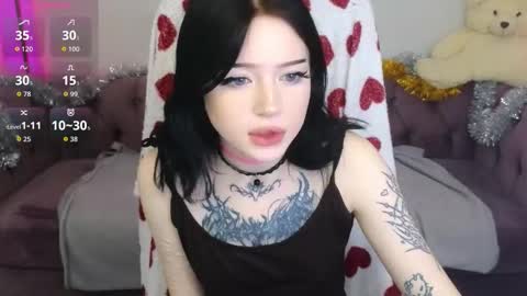 emma_kirks online show from 23, 12, 2025