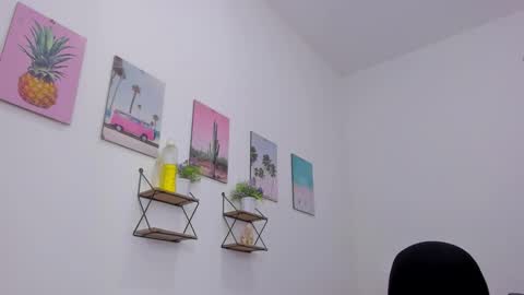 Snapshot of emma_lean chatting on 5, 12, 2025 whises lits online show from 5, 12, 2025