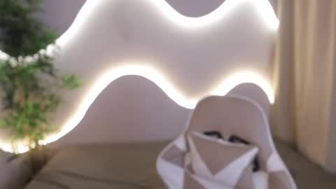 Emma online show from 25, 11, 2025