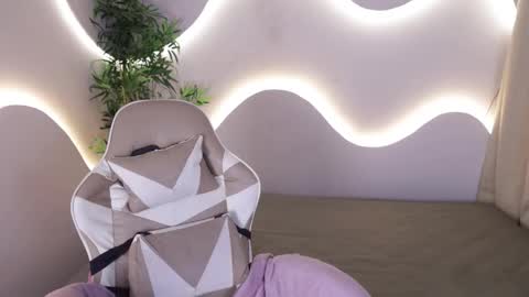 Emma online show from 29, 11, 2025