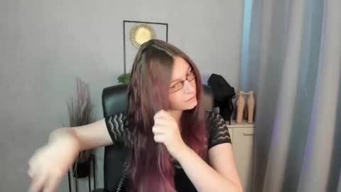 emma online show from 16, 4, 2026