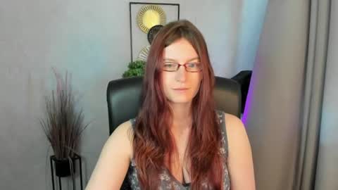 Snapshot of emma_lust94 chatting on 8, 7, 2026 emma online show from 8, 7, 2026