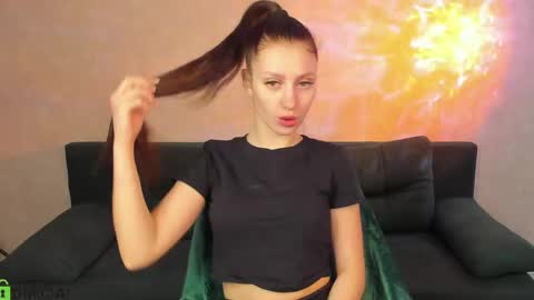 Snapshot of emma_myer chatting on 14, 4, 2026 Emma Myer online show from 14, 4, 2026