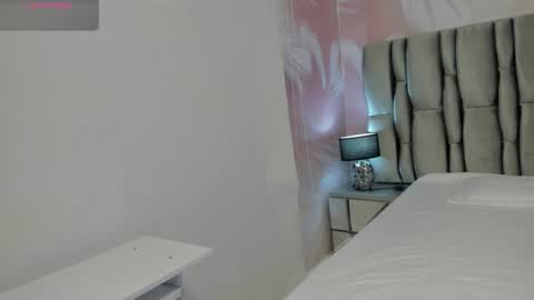 Snapshot of emma_petite4u chatting on 12, 1, 2025 Emma online show from 12, 1, 2025