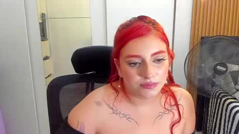 Snapshot of emma_queens1 chatting on 25, 3, 2026 Emma online show from 25, 3, 2026