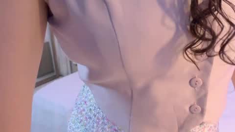 Snapshot of emma_ricco chatting on 22, 4, 2026 Emma online show from 22, 4, 2026