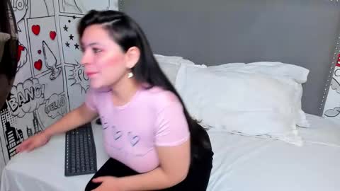 emma_saenzz_ online show from 24, 2, 2026