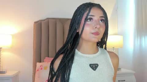 Snapshot of emma_torres__ chatting on 24, 6, 2026 Ema online show from 24, 6, 2026