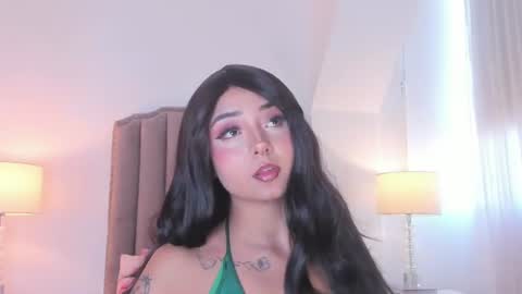 Snapshot of emma_torres__ chatting on 8, 7, 2026 Ema online show from 8, 7, 2026
