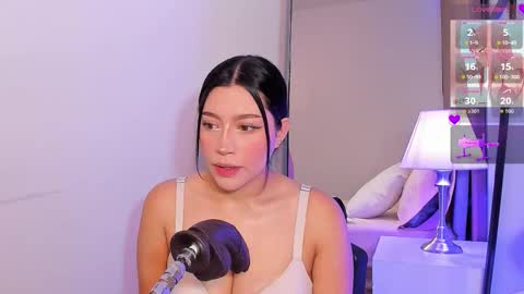 Snapshot of emma_walton_ chatting on 18, 3, 2026 online show from 18, 3, 2026