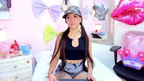 Snapshot of emmaa_sandoval chatting on 3, 3, 2026 Emma online show from 3, 3, 2026