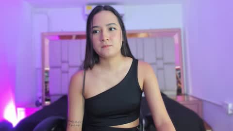 Emma online show from 7, 11, 2025