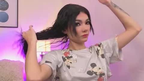 Emma  online show from 28, 2, 2026