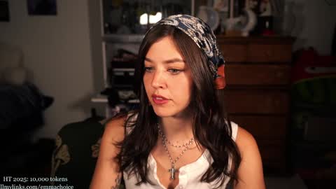 Snapshot of emmachoice chatting on 20, 10, 2025 emmachoice online show from 20, 10, 2025