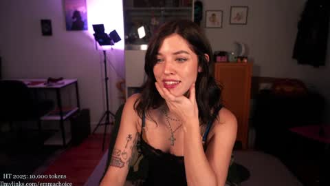 Snapshot of emmachoice chatting on 1, 12, 2025 emmachoice online show from 1, 12, 2025