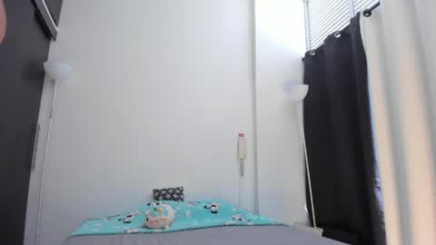 Snapshot of emmaclark_1 chatting on 21, 5, 2026 emmaclark_1 online show from 21, 5, 2026