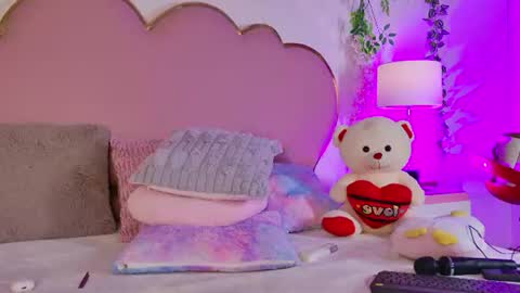 Welcome Im yosein  Your love is my passion activate it with your tips and enjoy with me online show from 22, 6, 2026