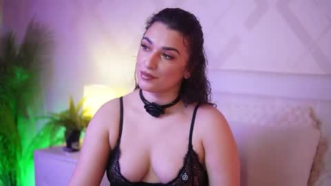 Snapshot of emmadallas chatting on 1, 4, 2026 Emma online show from 1, 4, 2026