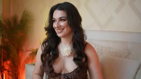 Snapshot of emmadallas chatting on 7, 4, 2026 Emma online show from 7, 4, 2026