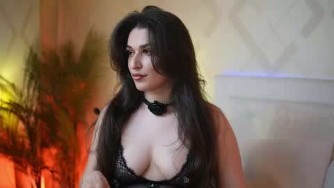 Snapshot of emmadallas chatting on 14, 4, 2026 Emma online show from 14, 4, 2026