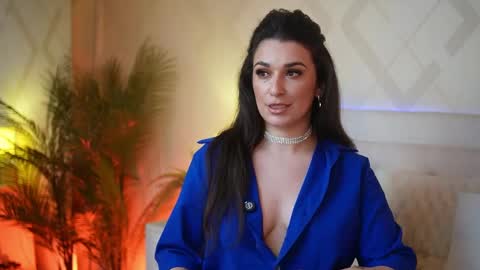 Snapshot of emmadallas chatting on 15, 4, 2026 Emma online show from 15, 4, 2026