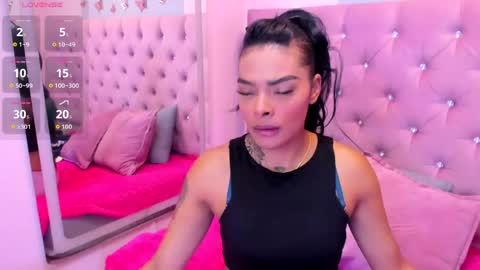 emmaebony_ online show from 14, 4, 2026