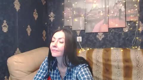 Snapshot of emmagoldx chatting on 16, 12, 2024 EmmaGoldX online show from 16, 12, 2024