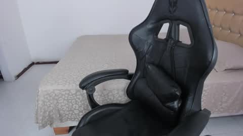 Snapshot of emmagrace99 chatting on 18, 3, 2026 Jennifer online show from 18, 3, 2026