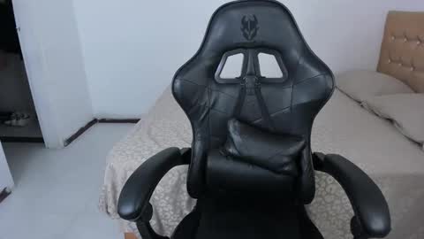 Snapshot of emmagrace99 chatting on 22, 3, 2026 Jennifer online show from 22, 3, 2026