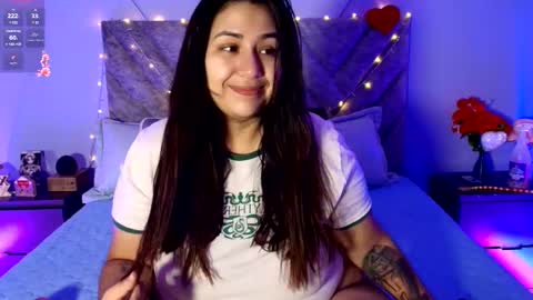Snapshot of emmajohnss chatting on 22, 2, 2025 Emma online show from 22, 2, 2025