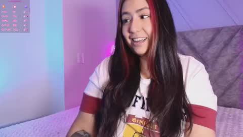 Snapshot of emmajohnss chatting on 21, 9, 2025 Emma online show from 21, 9, 2025