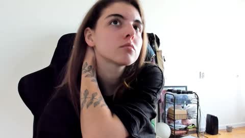 Emma online show from 15, 9, 2025