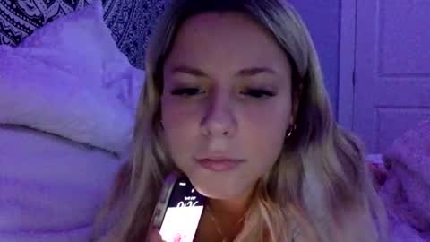 emmareaxo online show from 13, 5, 2026