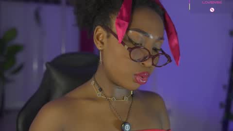 Snapshot of emmasanzoficial chatting on 24, 2, 2026 Sara online show from 24, 2, 2026