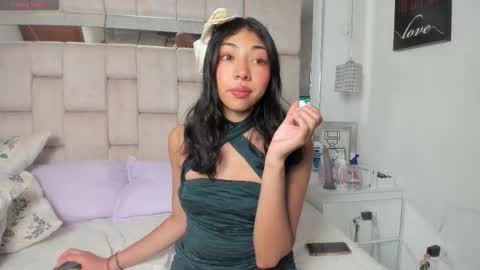 Snapshot of emmaskinny_ chatting on 19, 3, 2026 Emma online show from 19, 3, 2026