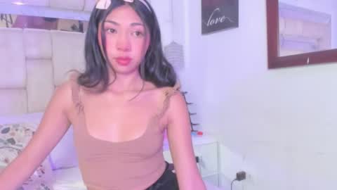 Snapshot of emmaskinny_ chatting on 13, 4, 2026 Emma online show from 13, 4, 2026