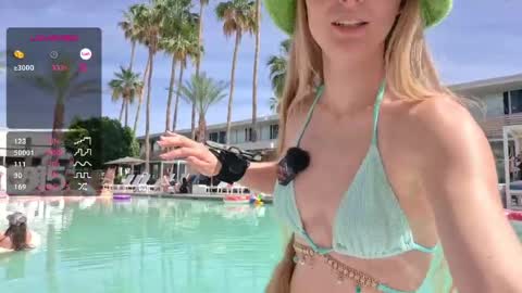 Snapshot of emmasky69 chatting on 22, 4, 2026 Emma Sky online show from 22, 4, 2026