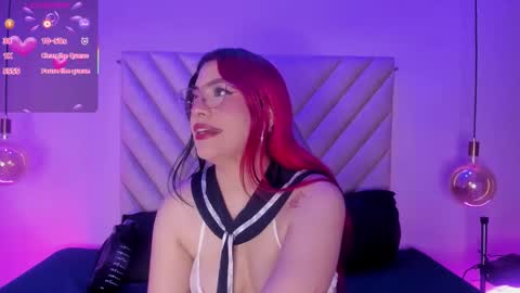 Snapshot of emmaswift1 chatting on 3, 12, 2025 Emma online show from 3, 12, 2025