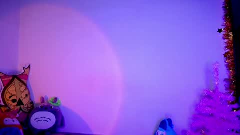 Snapshot of emmaterrestrial chatting on 29, 1, 2025 RH-NEGATIVE GREEN-EYED BAELIEN online show from 29, 1, 2025