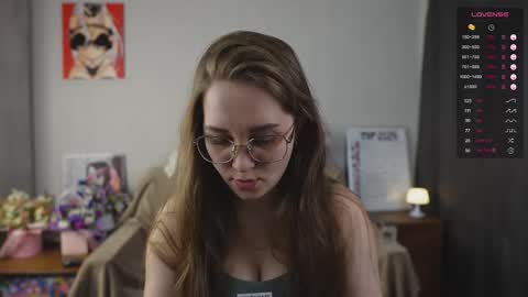 Snapshot of emmatiny chatting on 15, 3, 2026 Mia online show from 15, 3, 2026