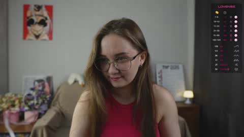 Snapshot of emmatiny chatting on 23, 3, 2026 Mia online show from 23, 3, 2026