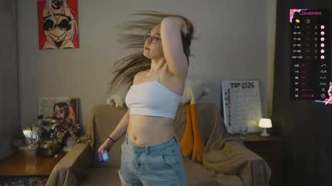 Snapshot of emmatiny chatting on 27, 3, 2026 Mia online show from 27, 3, 2026