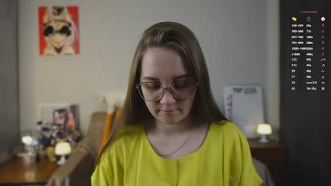 Snapshot of emmatiny chatting on 6, 4, 2026 Mia online show from 6, 4, 2026