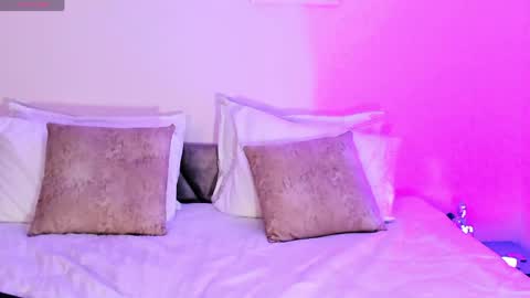 Snapshot of emmawilliaamss chatting on 28, 4, 2026 Emma online show from 28, 4, 2026