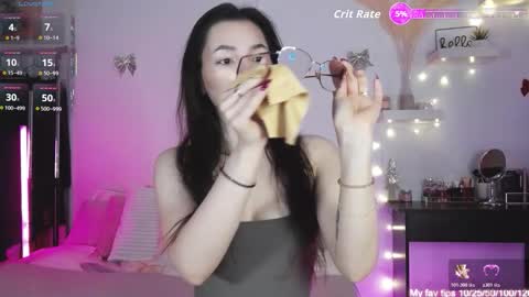 Snapshot of emmawright02 chatting on 2, 12, 2025 Emma online show from 2, 12, 2025