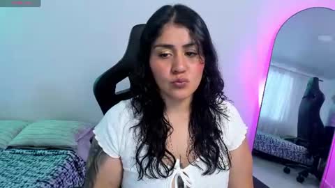 Snapshot of emmax_x chatting on 14, 7, 2026 EMMA online show from 14, 7, 2026