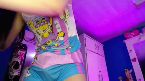 Snapshot of emmaxx7 chatting on 16, 10, 2025 Emma  online show from 16, 10, 2025