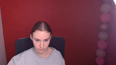 Snapshot of emmi_rossum chatting on 21, 2, 2025 Emmi online show from 21, 2, 2025